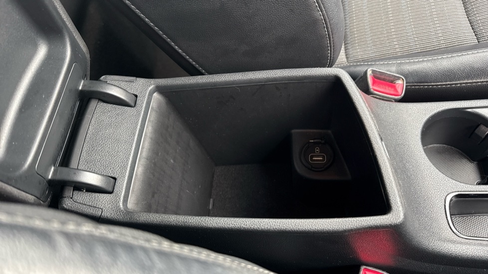 Used Kia Niro 2019 for sale - 76441940: Photo 44