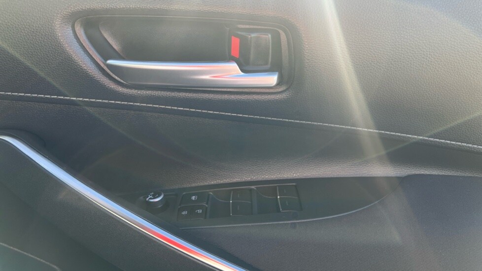 Used Toyota Corolla 2021 for sale - 76447209: Photo 30