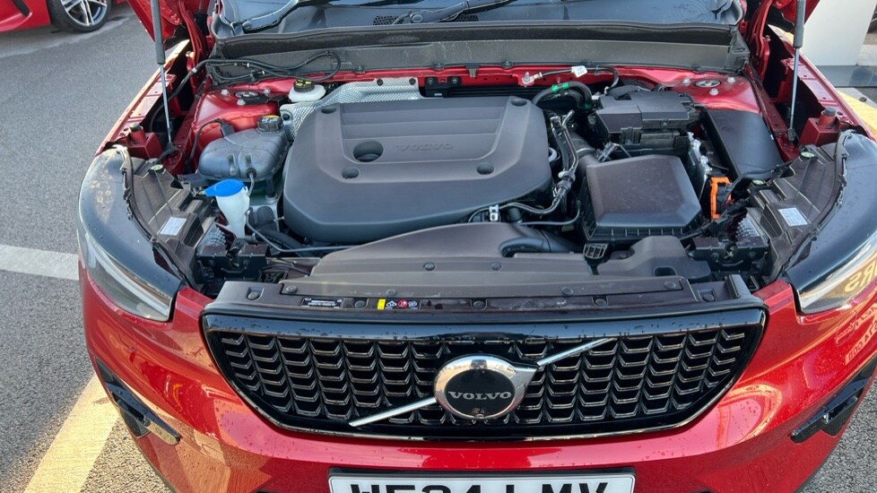 Used Volvo XC40 2024 for sale - 76872921: Photo 16