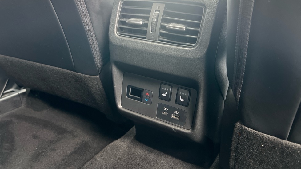 Used Nissan X-Trail 2023 for sale - 76870557: Photo 35