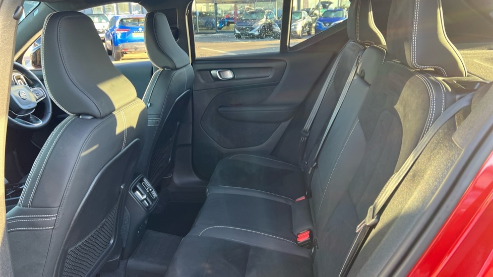 Used Volvo XC40 2024 for sale - 76684376: Photo 14