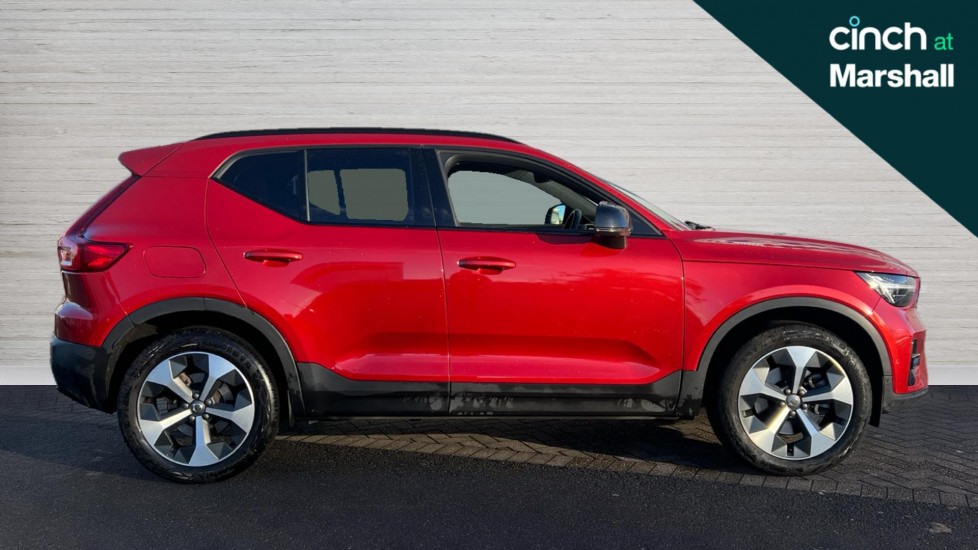 Used Volvo XC40 2024 for sale - 76684376: Photo 2