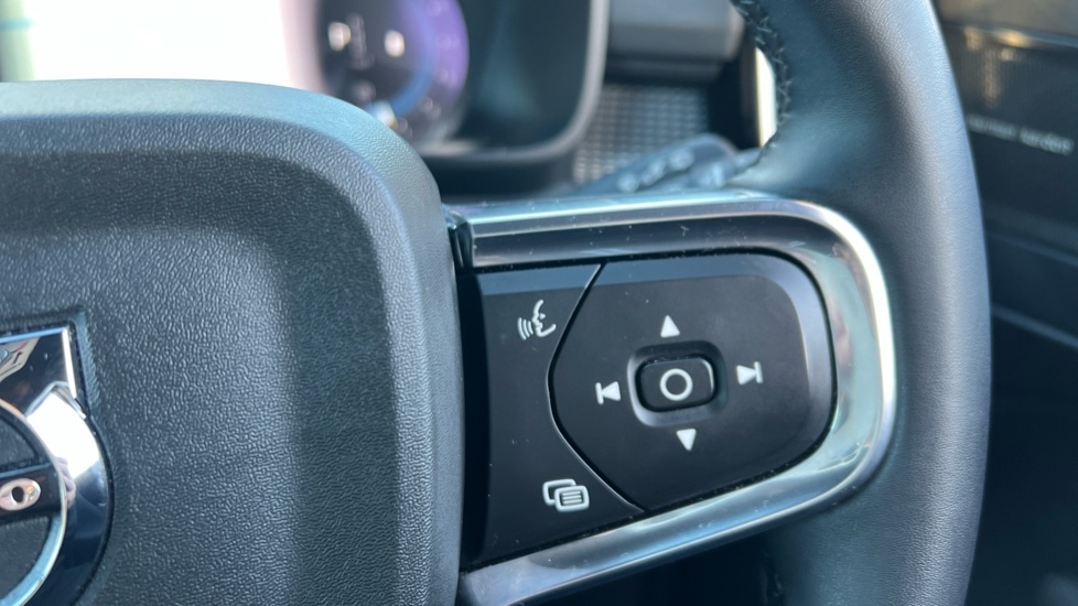 Used Volvo XC40 2024 for sale - 76684376: Photo 22