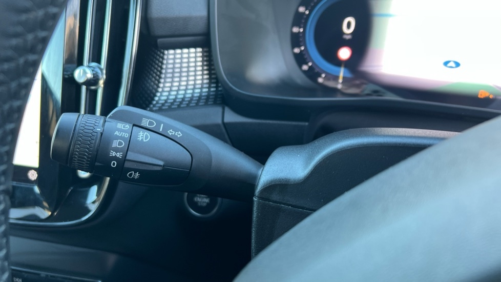 Used Volvo XC40 2024 for sale - 76684376: Photo 25