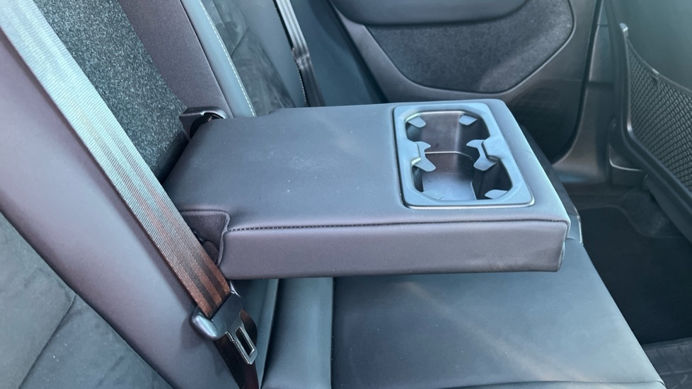 Used Volvo XC40 2024 for sale - 76684376: Photo 42