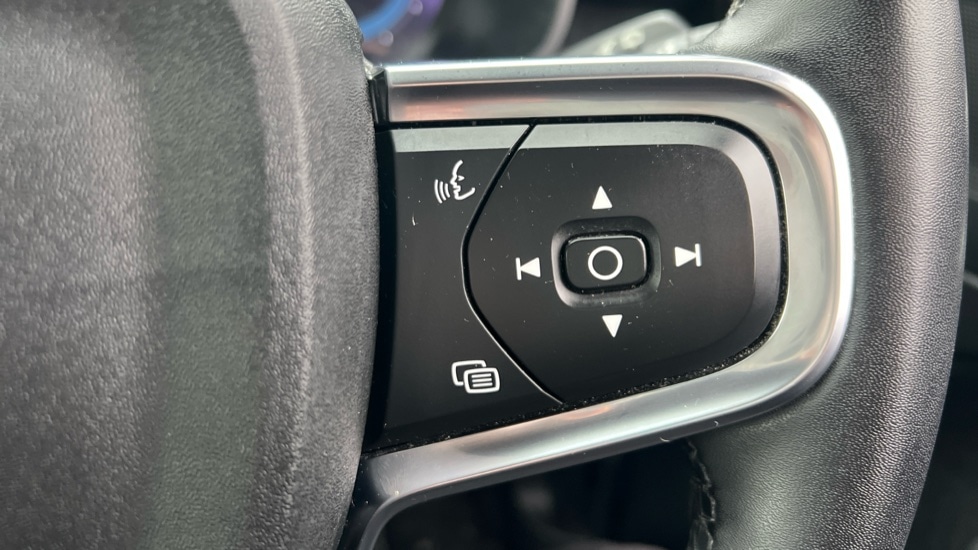 Used Volvo XC40 2022 for sale - 76927768: Photo 22