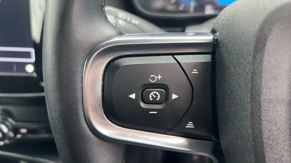 Used Volvo XC40 2022 for sale - 76927768: Photo 23