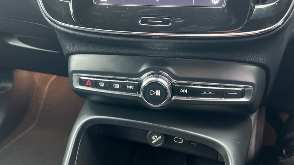 Used Volvo XC40 2022 for sale - 76927768: Photo 34