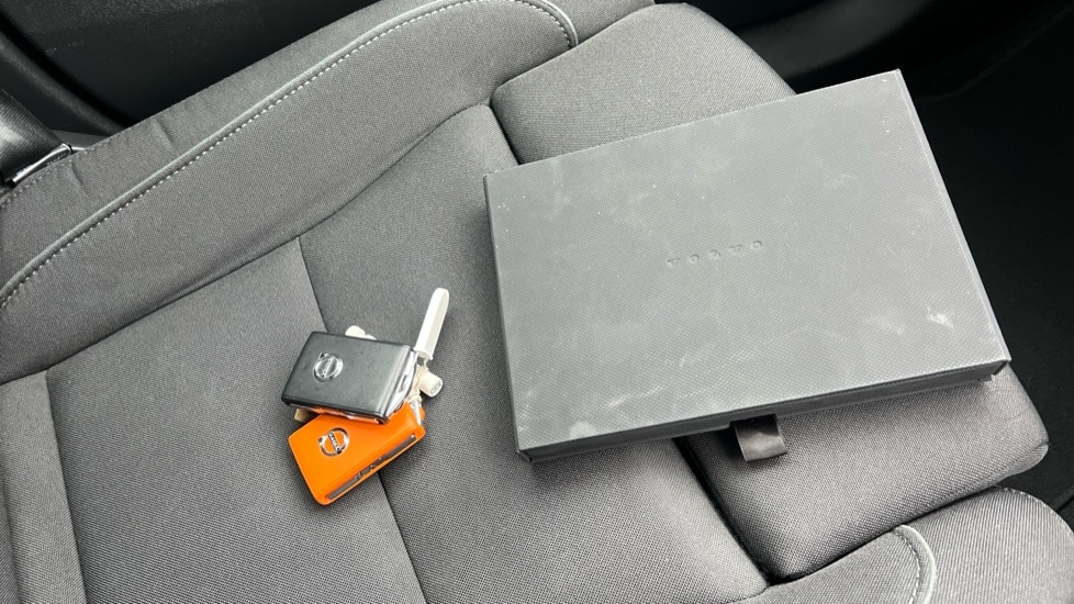 Used Volvo XC40 2022 for sale - 76927768: Photo 43