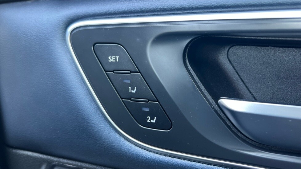 Vehicle 44