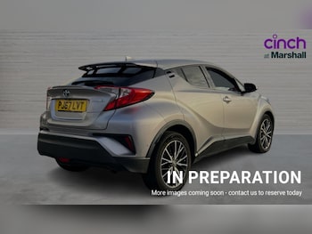 Used Toyota C-HR 2017 for sale - 77042845: Photo