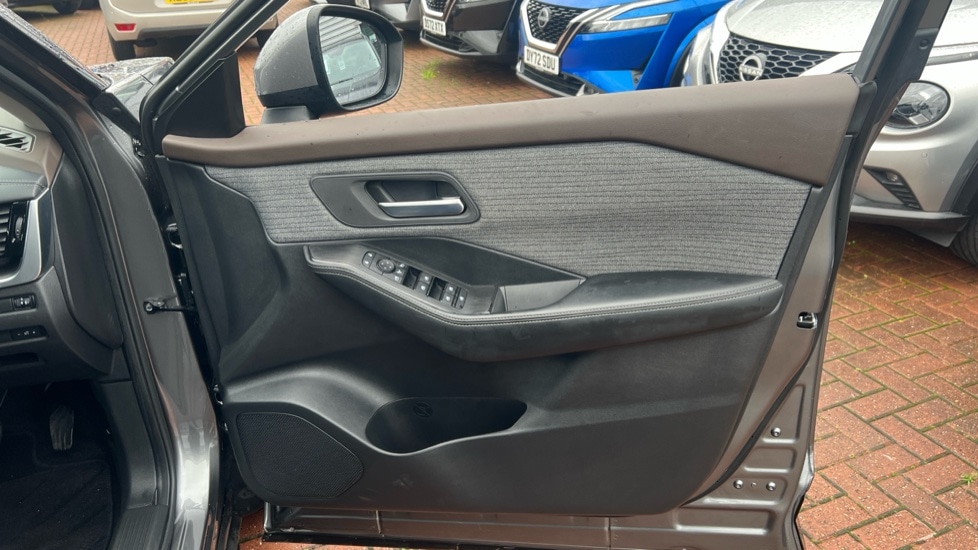 Used Nissan X-Trail 2023 for sale - 76873412: Photo 32