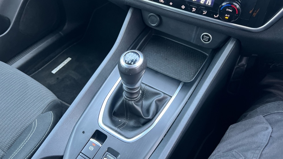 Used Nissan Qashqai 2024 for sale - 76873629: Photo 31