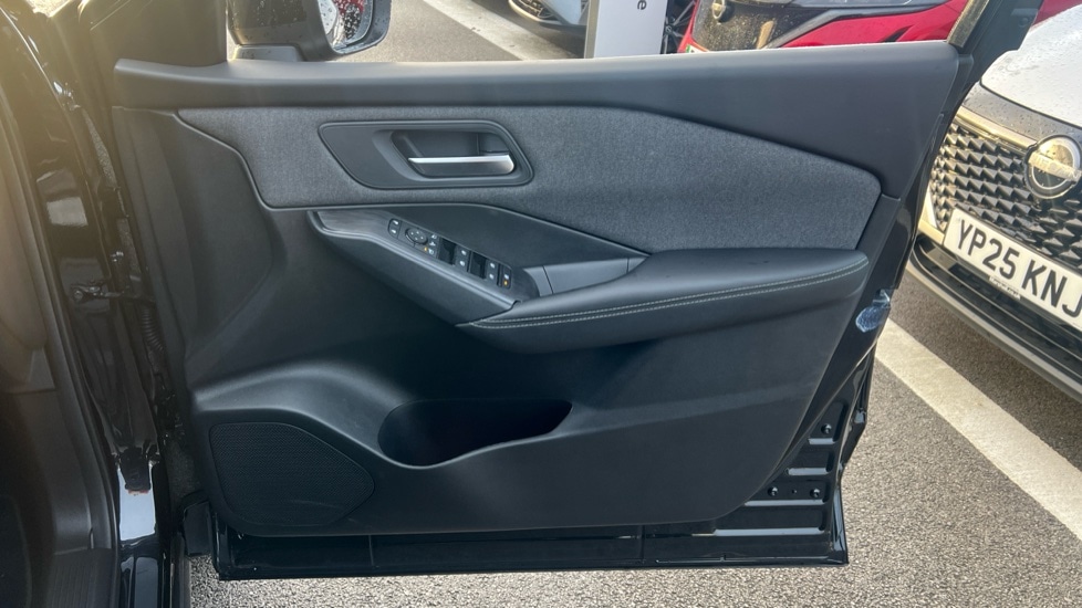 Used Nissan Qashqai 2024 for sale - 76873629: Photo 32