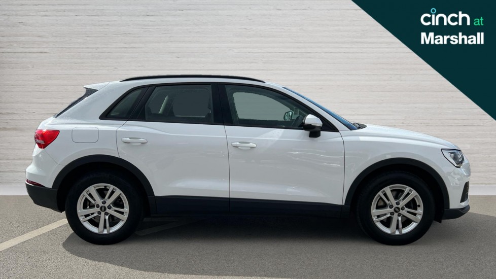 Used Audi Q3 2023 for sale - 76203970: Photo 2