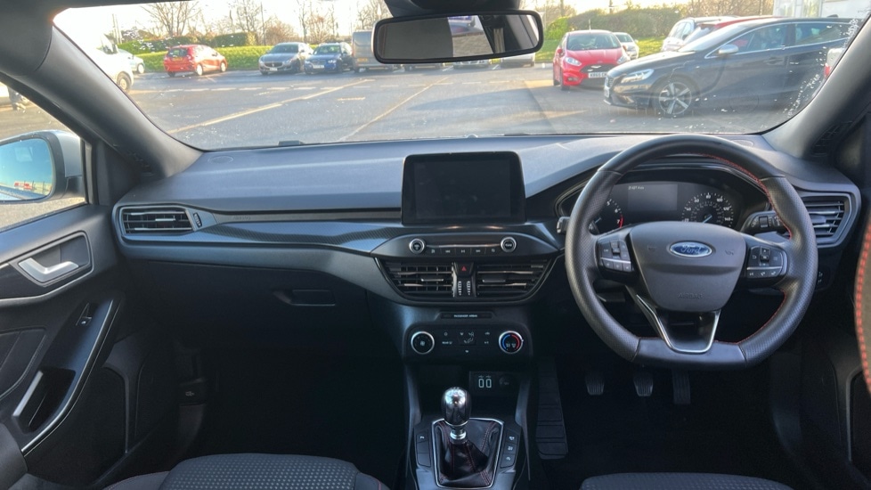 Used Ford Focus 2021 for sale - 77010407: Photo 11