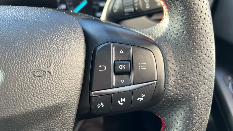 Used Ford Focus 2021 for sale - 77010407: Photo 22