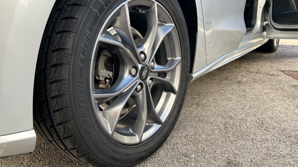 Used Ford Focus 2021 for sale - 77010407: Photo 36