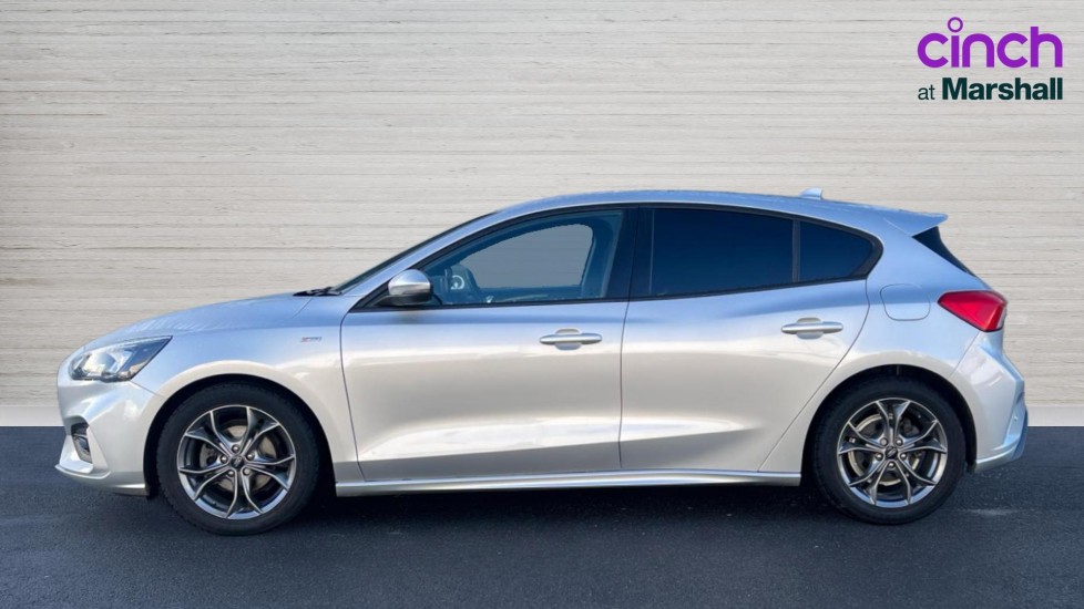 Used Ford Focus 2021 for sale - 77010407: Photo 6