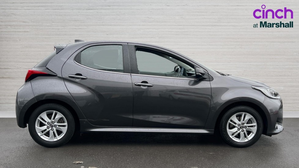 Used Mazda Mazda2 HYBRID 2022 for sale - 77042832: Photo 2