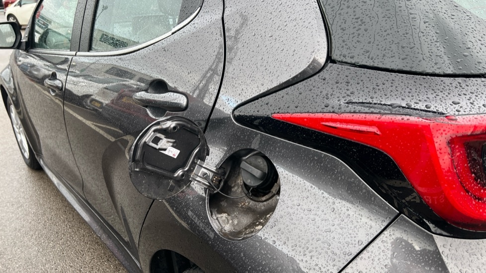 Used Mazda Mazda2 HYBRID 2022 for sale - 77042832: Photo 21