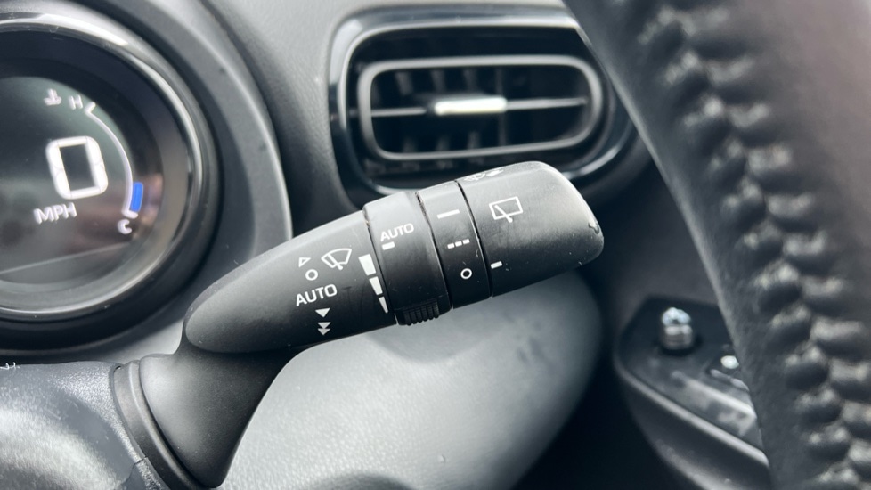 Used Mazda Mazda2 HYBRID 2022 for sale - 77042832: Photo 24