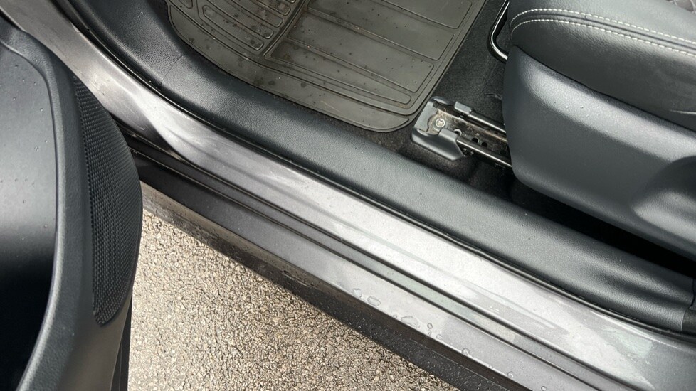 Used Mazda Mazda2 HYBRID 2022 for sale - 77042832: Photo 34