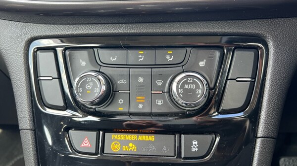 Used Vauxhall Mokka X 2019 for sale - 76234055: Photo 32