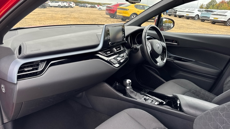 Used Toyota C-HR 2021 for sale - 76977644: Photo 10