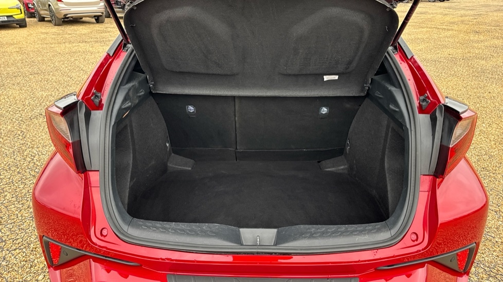 Used Toyota C-HR 2021 for sale - 76977644: Photo 15