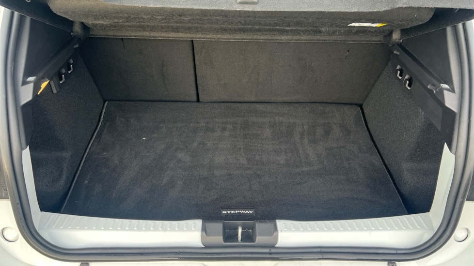Used Dacia Sandero Stepway 2022 for sale - 76894808: Photo 15