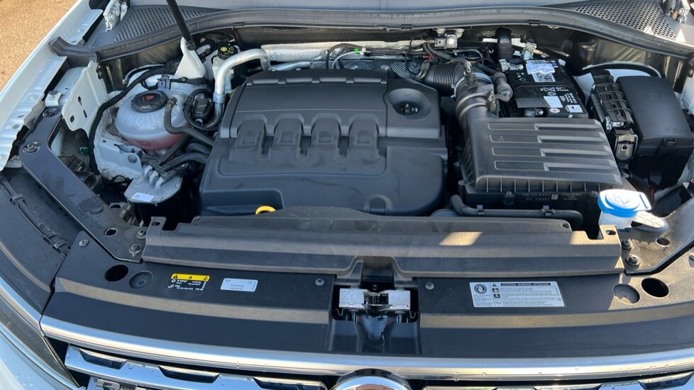 Used Volkswagen Tiguan 2019 for sale - 76874235: Photo 16