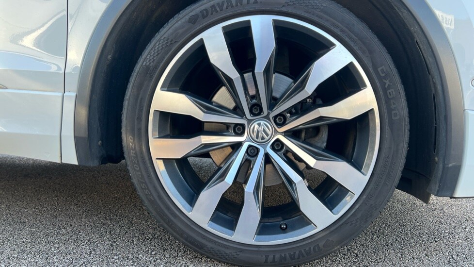 Used Volkswagen Tiguan 2019 for sale - 76874235: Photo 20