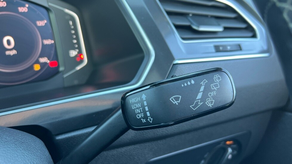 Used Volkswagen Tiguan 2019 for sale - 76874235: Photo 26