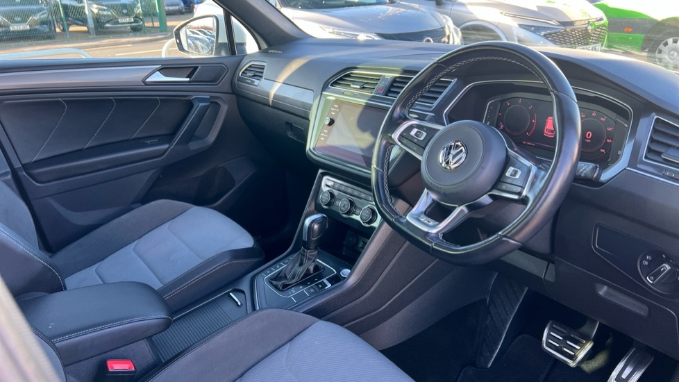 Used Volkswagen Tiguan 2019 for sale - 76874235: Photo 9