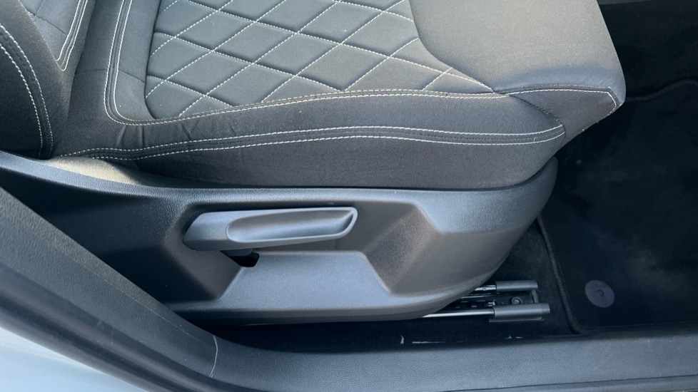 Used Skoda Karoq 2019 for sale - 76630086: Photo 32