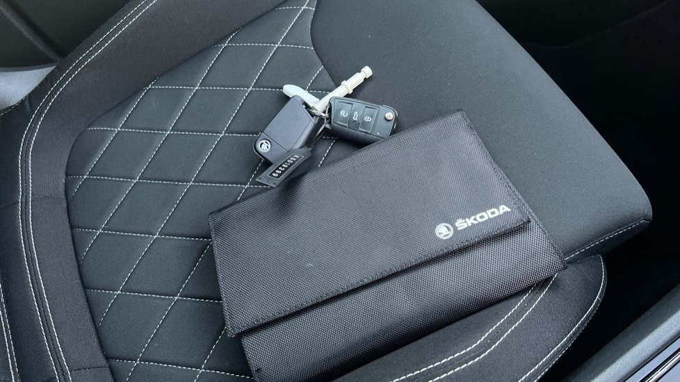 Used Skoda Karoq 2019 for sale - 76630086: Photo 42