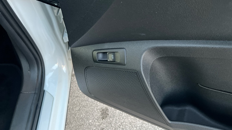 Used Skoda Karoq 2019 for sale - 76630086: Photo 43