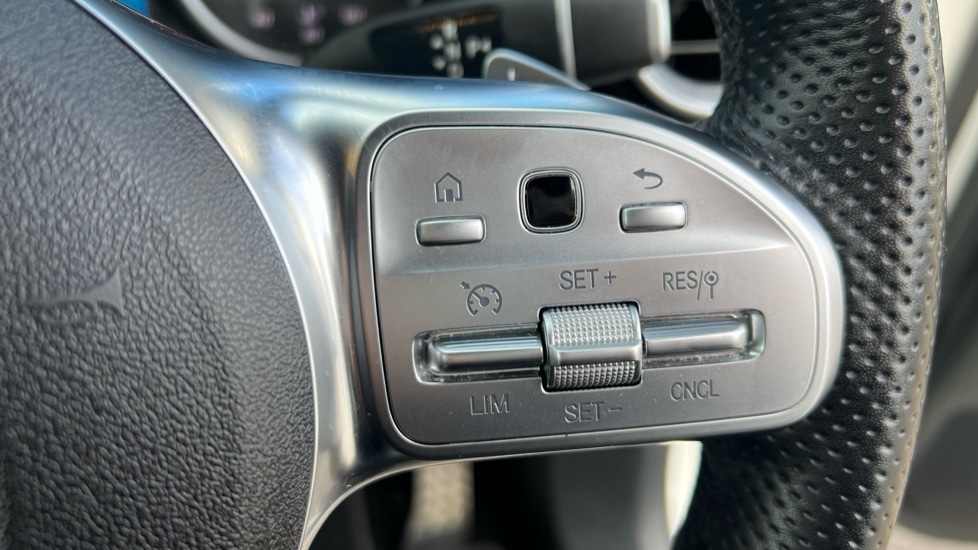 Used Mercedes-Benz GLC 2021 for sale - 76265580: Photo 22