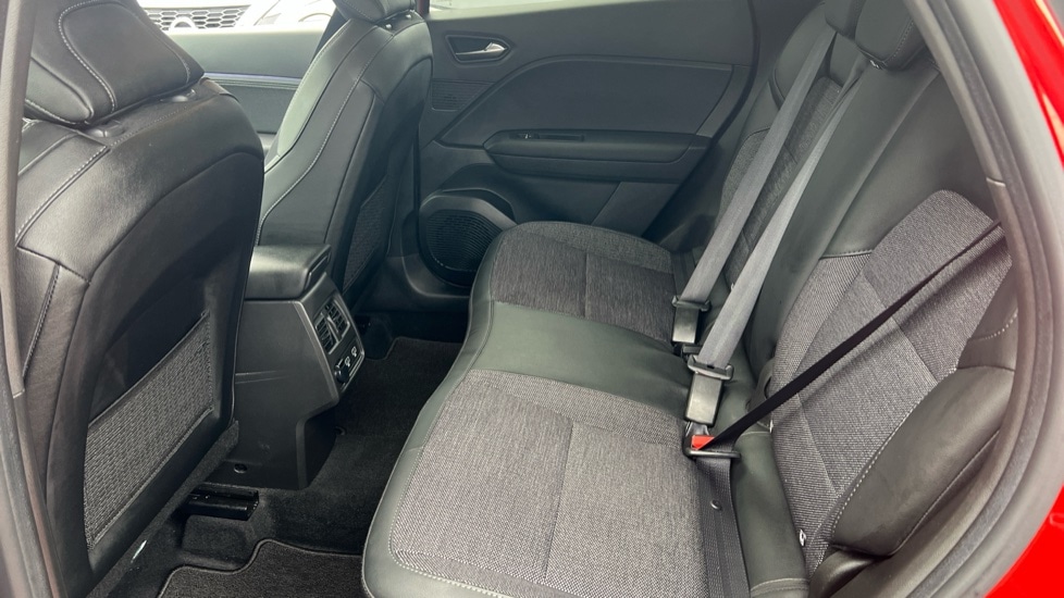 Used Renault Captur 2023 for sale - 76872374: Photo 14