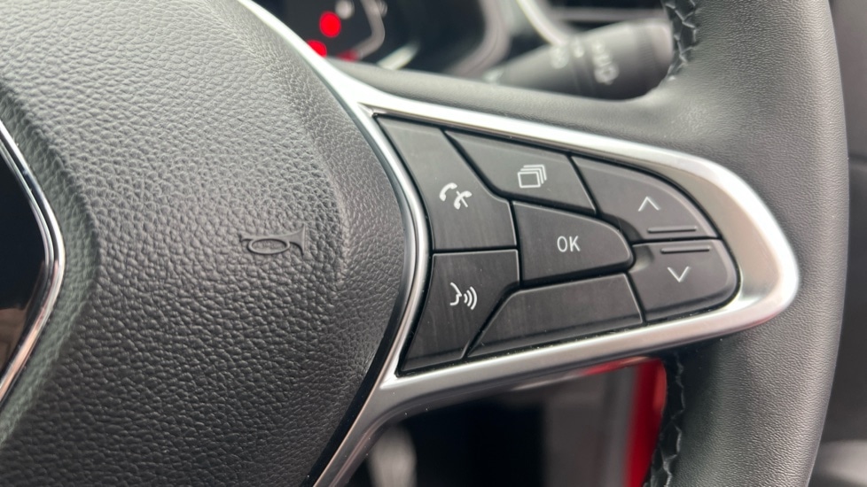 Used Renault Captur 2023 for sale - 76872374: Photo 22