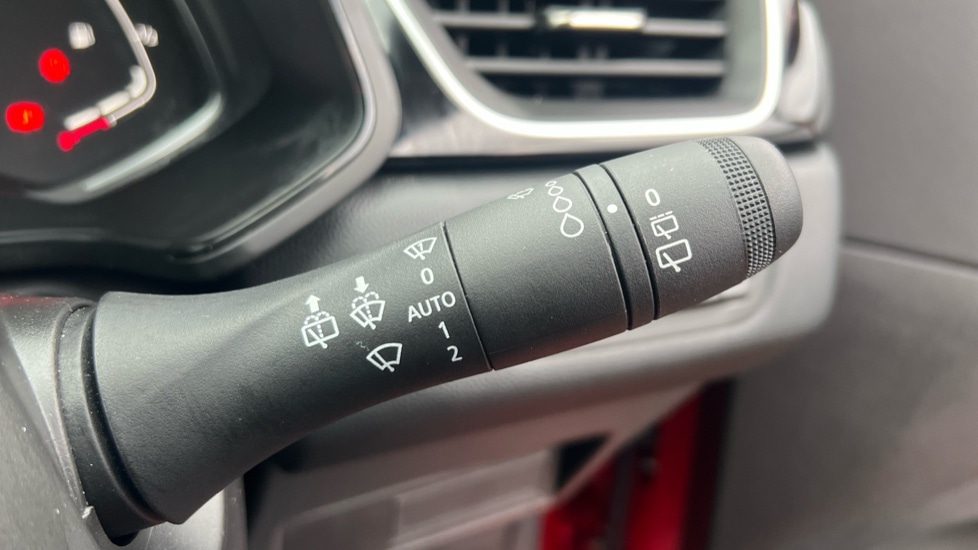 Used Renault Captur 2023 for sale - 76872374: Photo 24