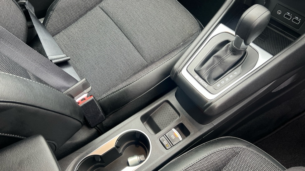 Used Renault Captur 2023 for sale - 76872374: Photo 28