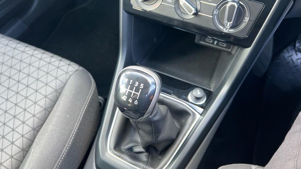 Used Volkswagen T-Cross 2021 for sale - 76873411: Photo 31