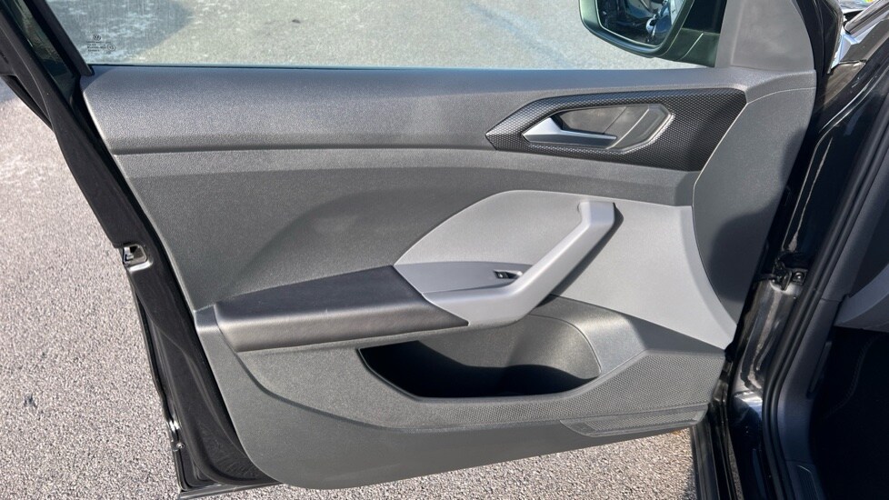 Used Volkswagen T-Cross 2021 for sale - 76873411: Photo 39