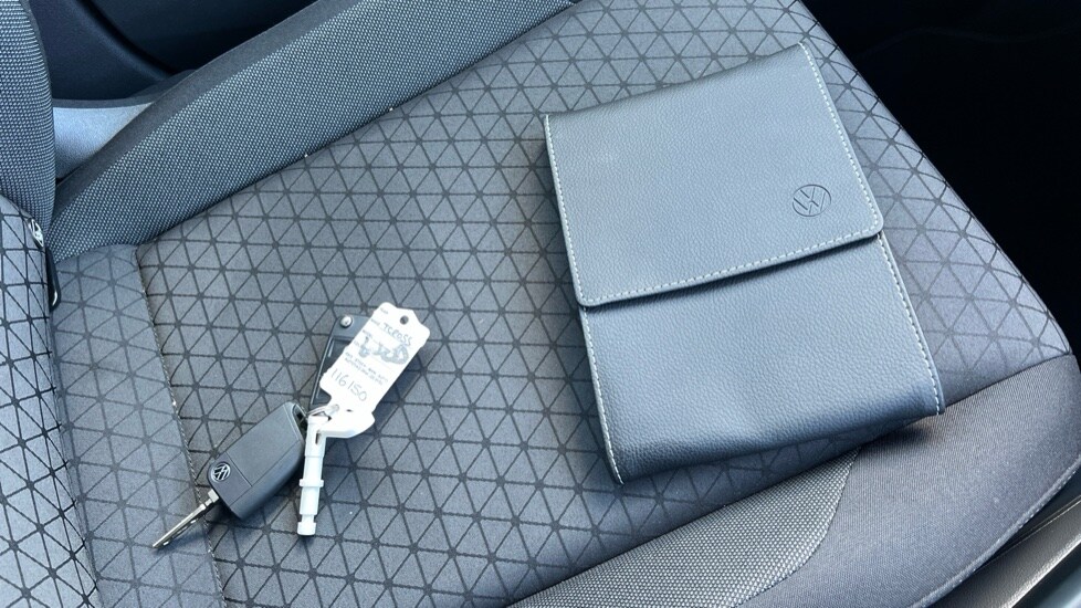 Used Volkswagen T-Cross 2021 for sale - 76873411: Photo 40