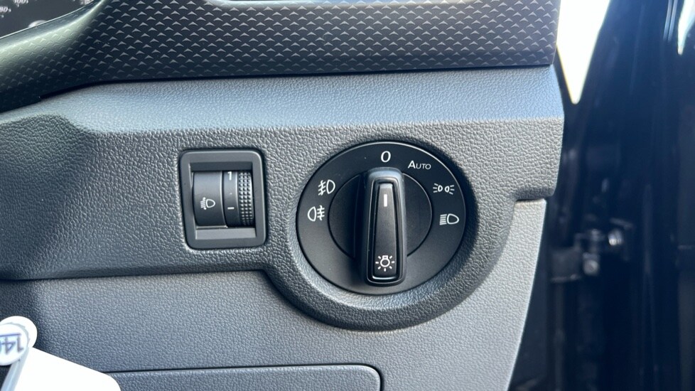 Used Volkswagen T-Cross 2021 for sale - 76873411: Photo 41