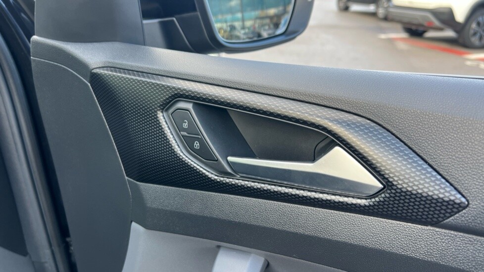 Used Volkswagen T-Cross 2021 for sale - 76873411: Photo 44