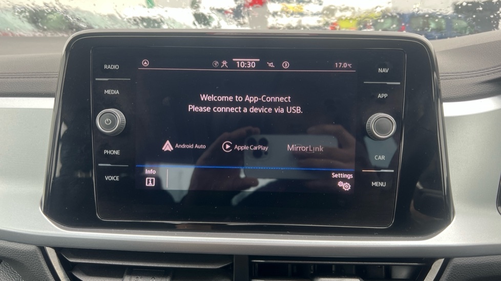 Used Volkswagen T-Roc 2023 for sale - 76868735: Photo 26