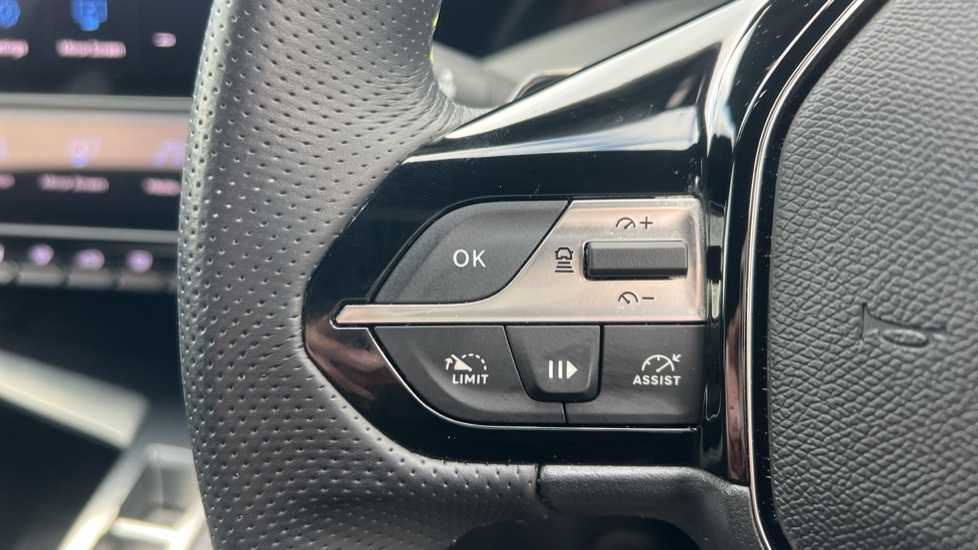 Used Peugeot 408 2023 for sale - 76869778: Photo 25